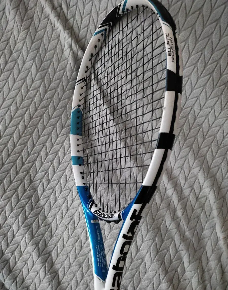 Tenisové rakety Babolat Drive Lite a Prince Hornet ES 100