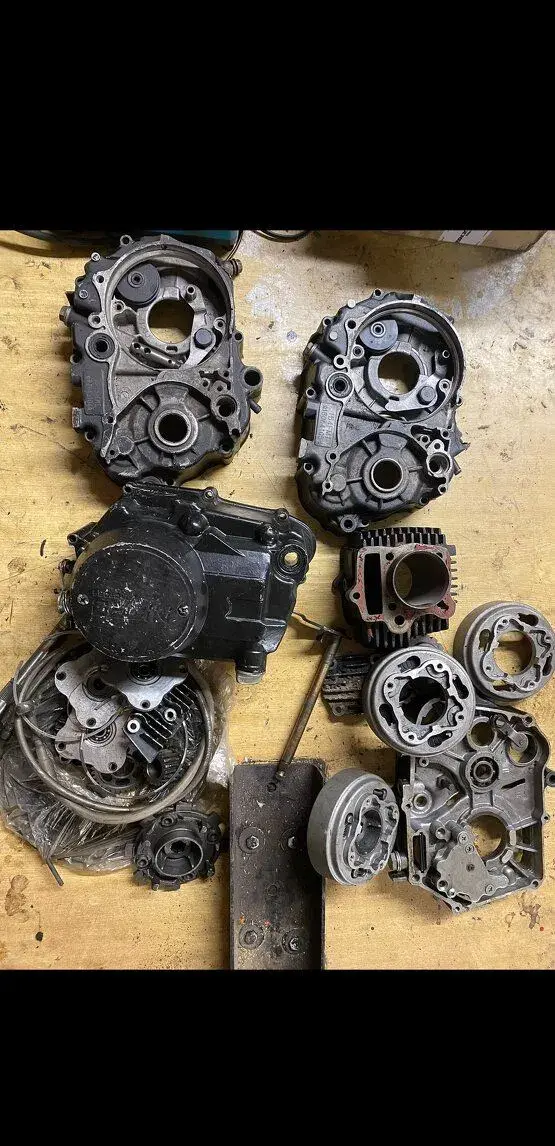 Náhradní díly z motoru pitbike 125, 140, xmotos 250