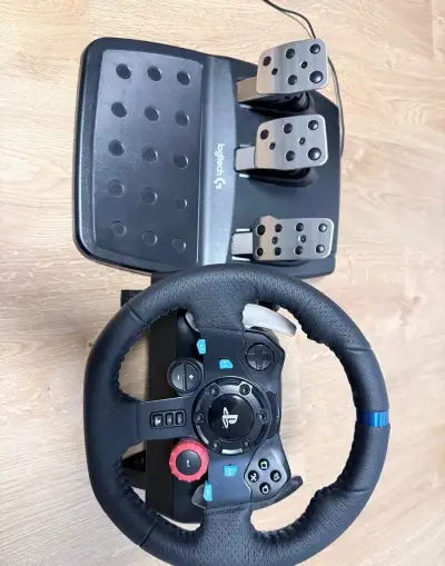 Logitech G29 Driving force racing volant + pedály