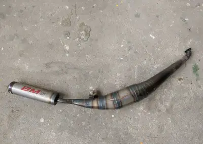 výfuk BM EXHAUST na Babettu 210