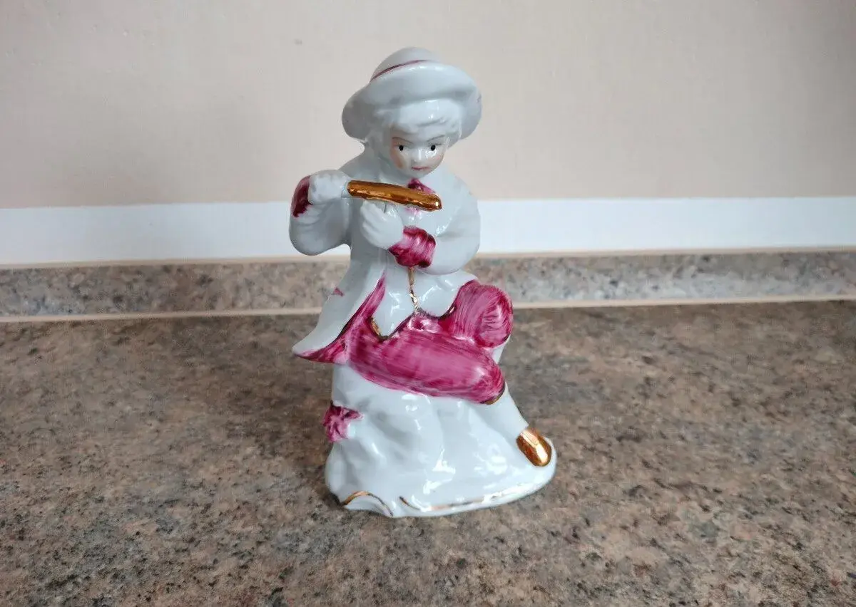 Rokoková figurka, 16 cm,