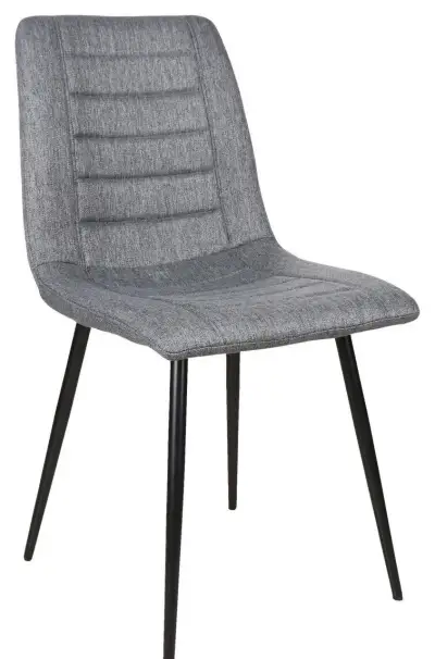 Nový set jídelních židlí