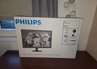 LED monitor 27" Philips 273V5L s HDMI – Kompletní balení