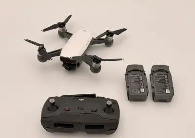DJI SPARK Fly More Combo + příslušenství