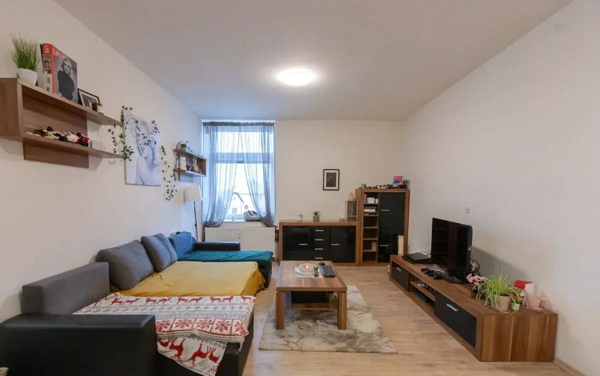 Pronájem ateliéru 2+kk, 55 m², Dobřichov