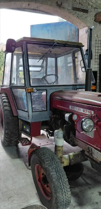 Zetor 6718, r.v. 1977 – traktor + příslušenství