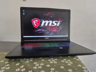 Notebook MSI GP72MVR 7RFX-852CZ Leopard Pro
