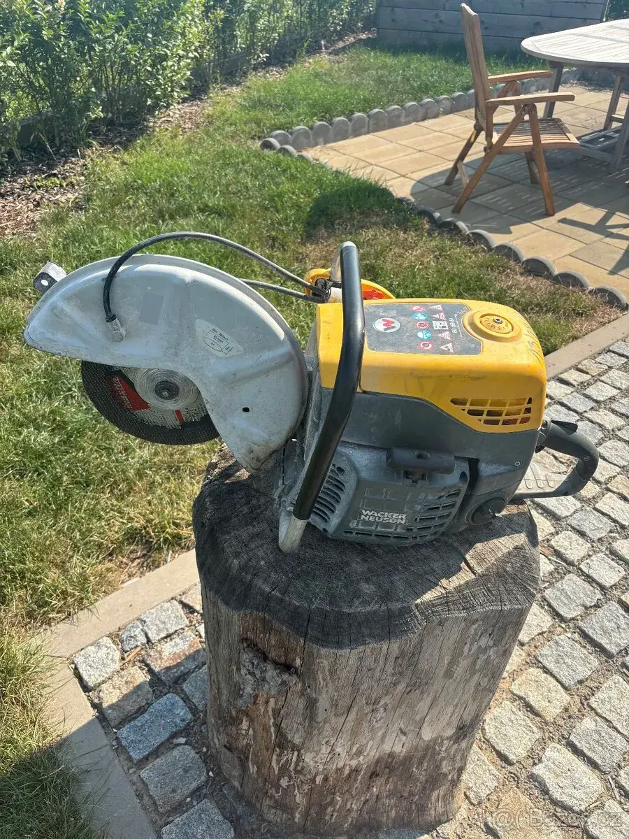 Benzínová rozbrušovačka/řezačka Wacker Neuson BTS635S