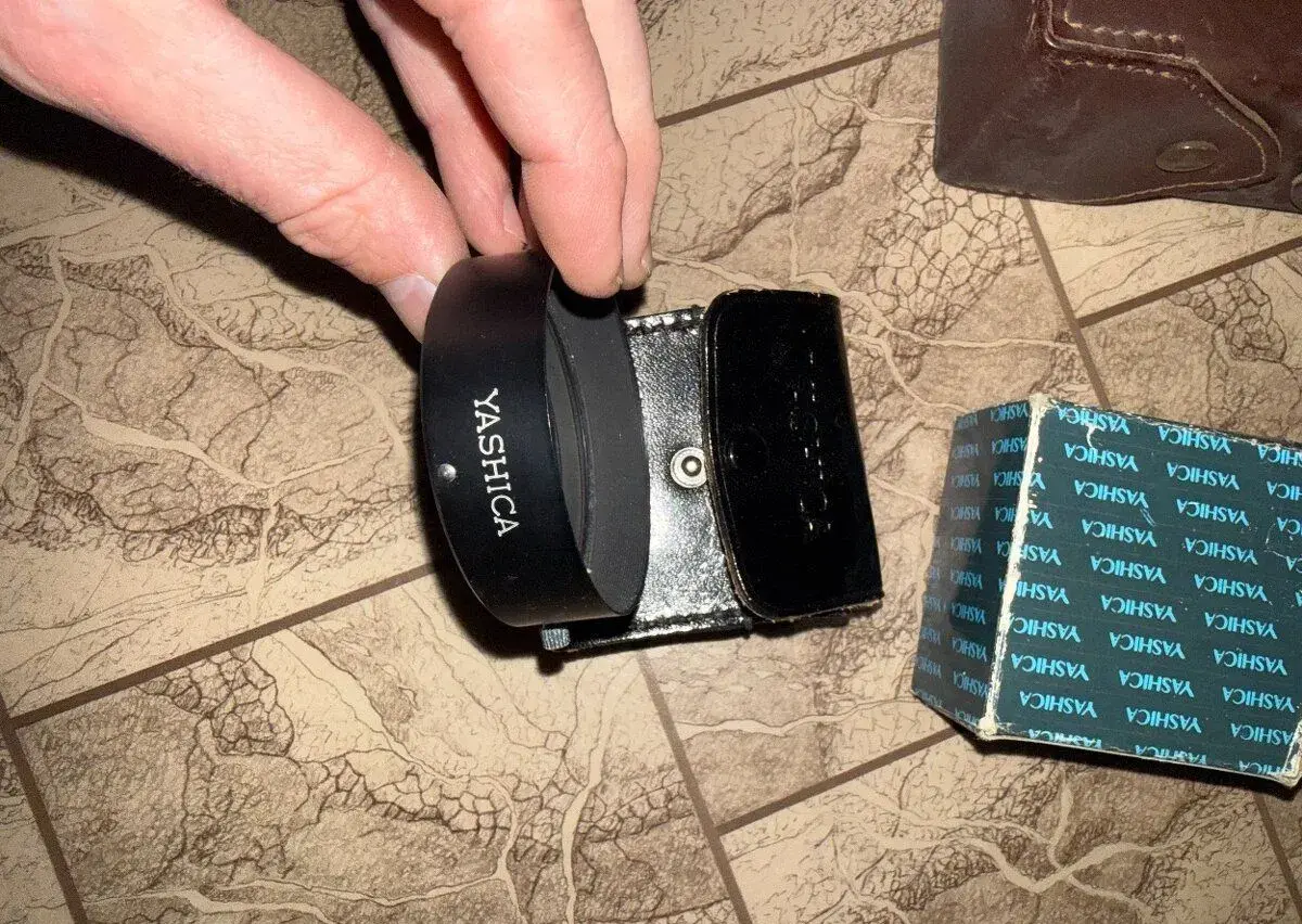 Doplnky pro Yashica fotoaparat