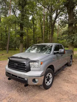 Toyota tundra