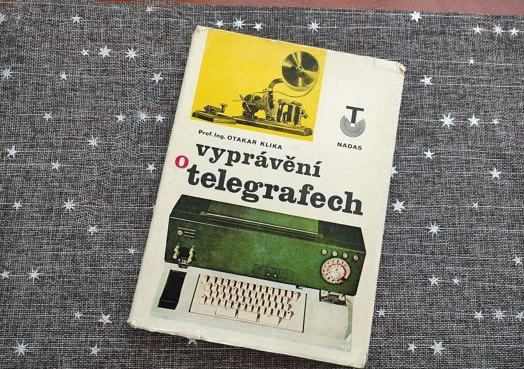 Knihy elektrotechnika, fyzika