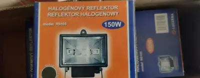 halogenové reflektory 150W, 500W