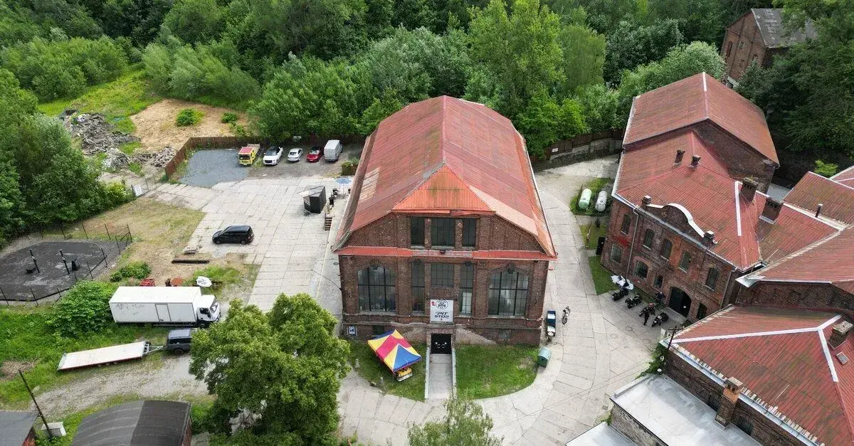 Bezpečné venkovní parkování a skladovací plocha v Ostravě |