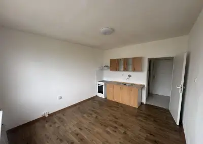 Pronájem bytu 1+kk, Sídliště Za Chlumem 760, Bílina