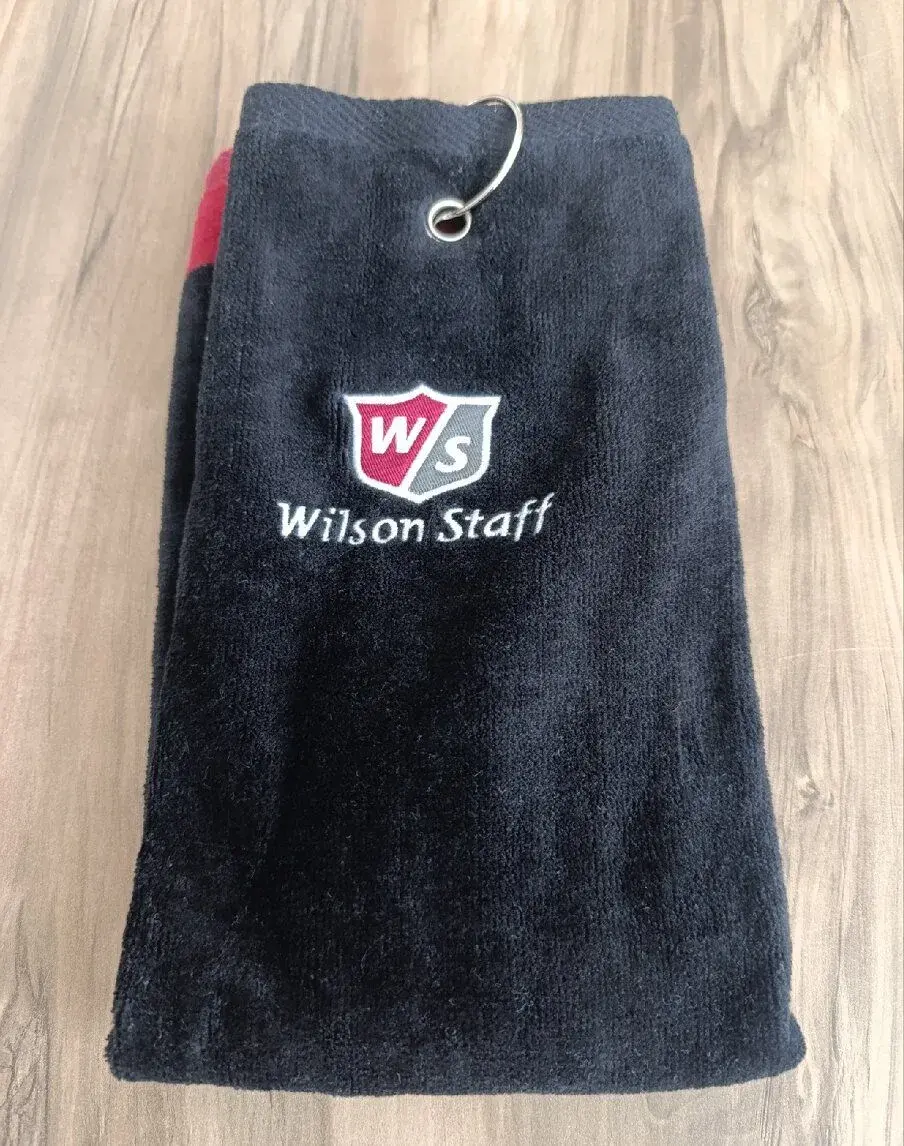 Používaný golfový ručník značky Wilson staff