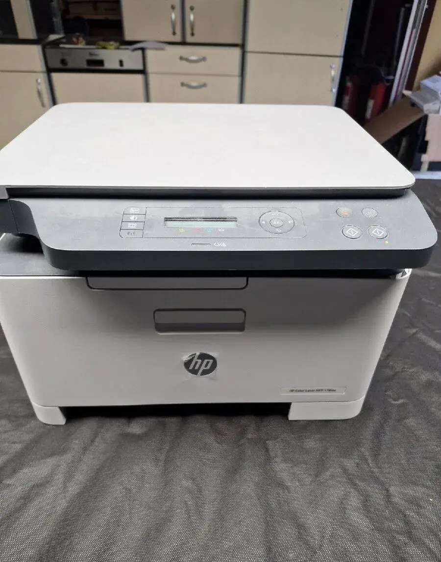 Tiskárna HP Color laserjet MFP178nw