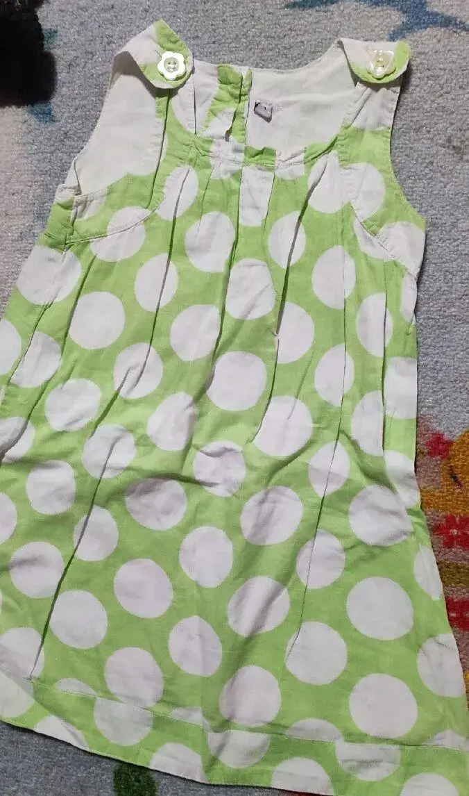 Dětské šaty s puntíky, vel. 98