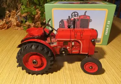 KOVAP Fahr F 22 - Legendární červený traktor - NOVÝ / NEW &
