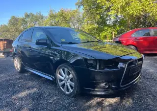 Mitsubishi lancer