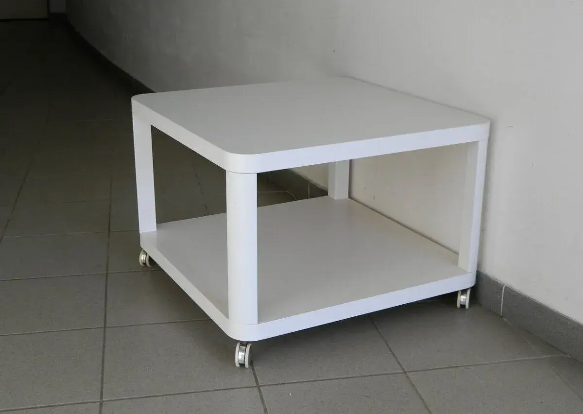 Konferenční stolek IKEA