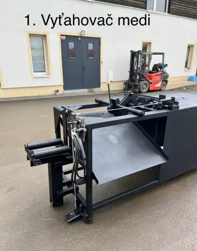 stroj na rozebírání a recyklaci elektromotorů