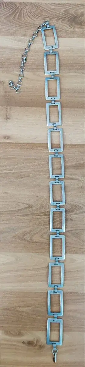 Dámský kovový pásek