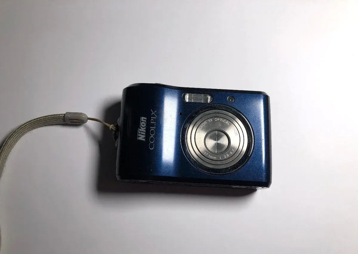 Nikon CoolPix L18 Modrý
