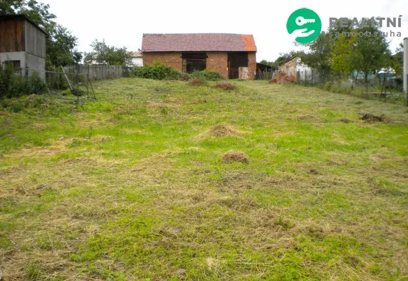 Prodej stavebního pozemku 1336 m2 Slatina