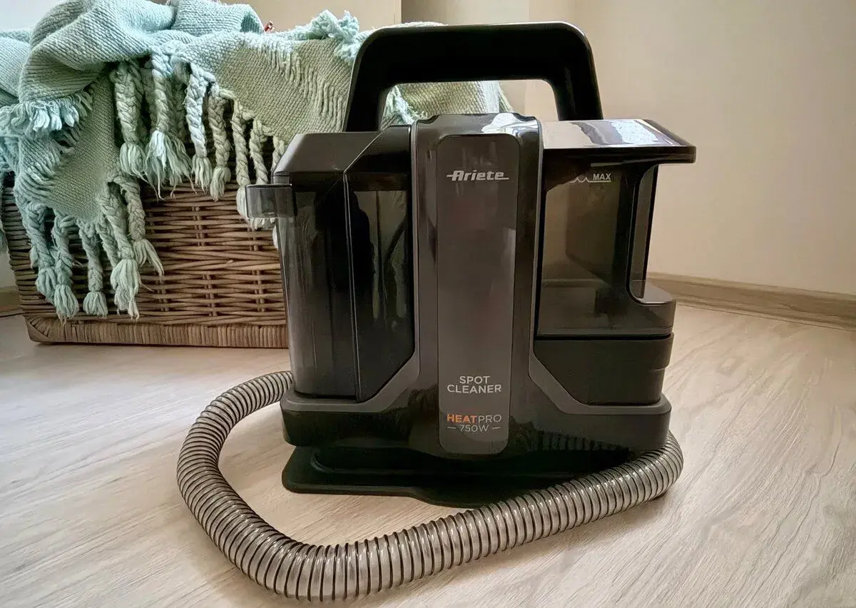 Ariete čistič čalounění a koberců, PC 2 699,-