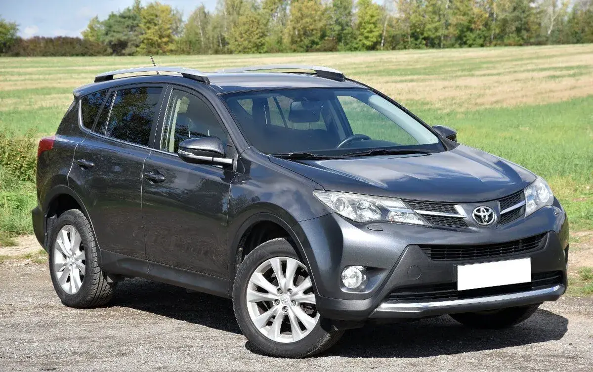 Toyota RAV4 – 162 388 km