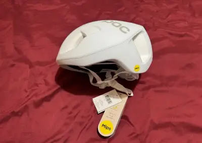 Cyklistická helma POC Ventral MIPS Hydr. White L56-61