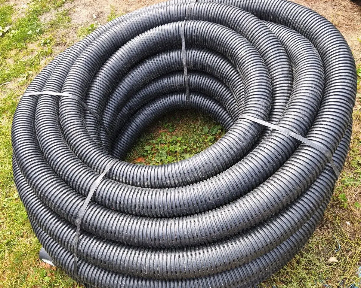 🔹 DRENÁŽNÍ TRUBKA – NOVÁ / NEPOUŽITÁ Děrovaná 50m 🔹