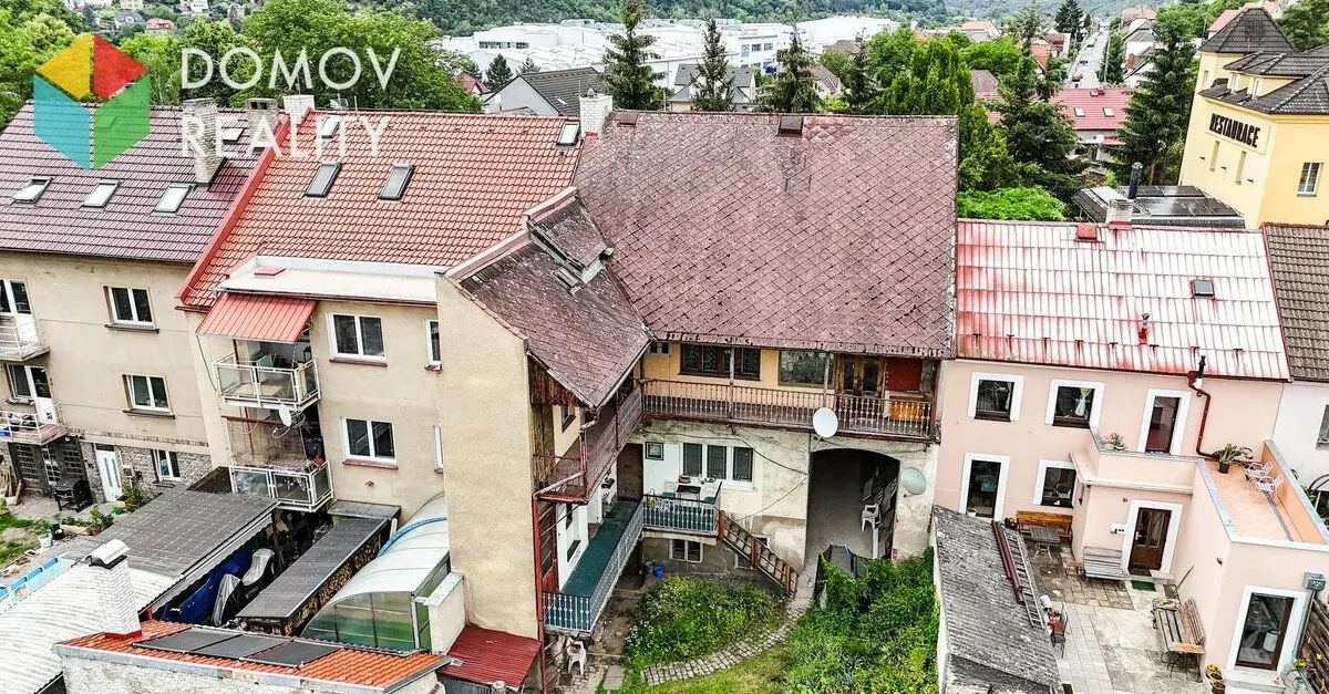 Stylový vícegenerační rodinný dům s historickým charakterem