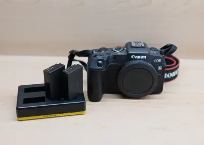Canon EOS RP + 2 origo baterie
