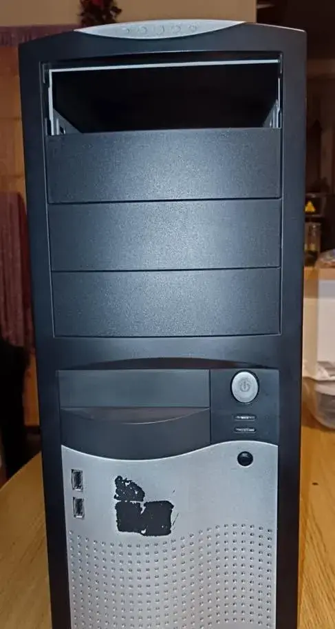 PC Skříň