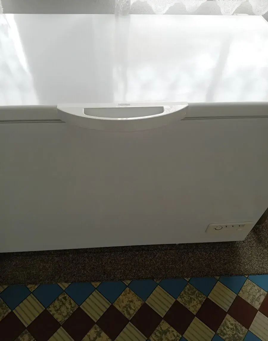 Pult.mrazák Zanussi255l