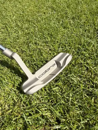 Cobra Blade putter + Winn Jumbo Lite grip + headcover
