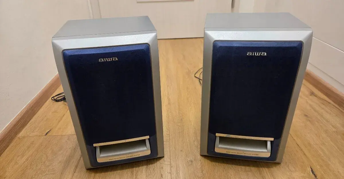 dřevěné reproduktory AIWA
