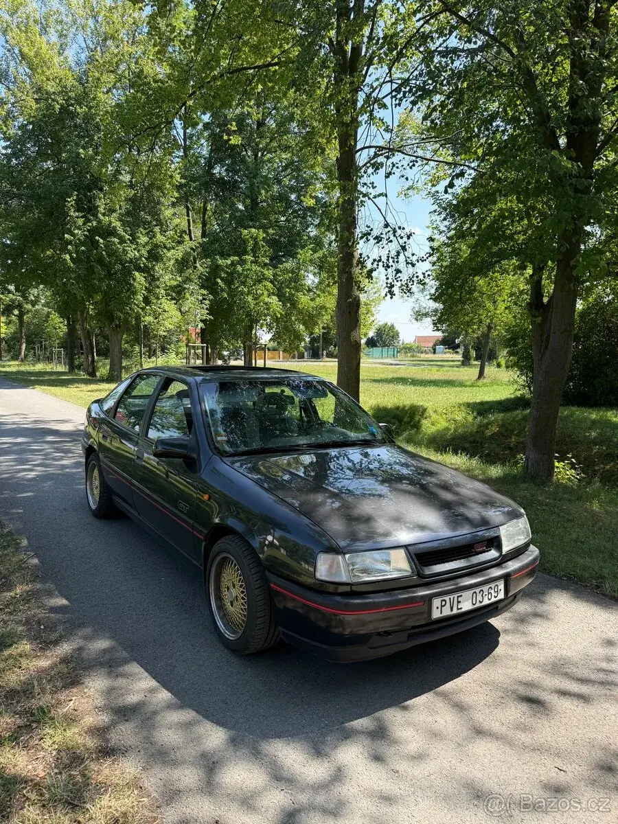 Opel Vectra – 1989, 137 000 km