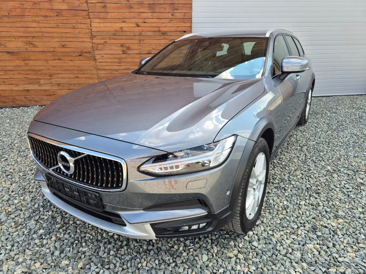 Volvo V90 – 2017