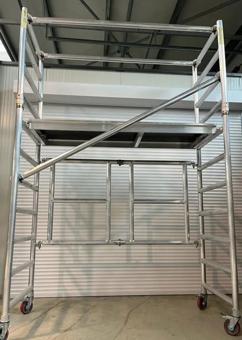 Interiérové pojízdné lešení UTS - pr. výška 3.9 - 4.7m