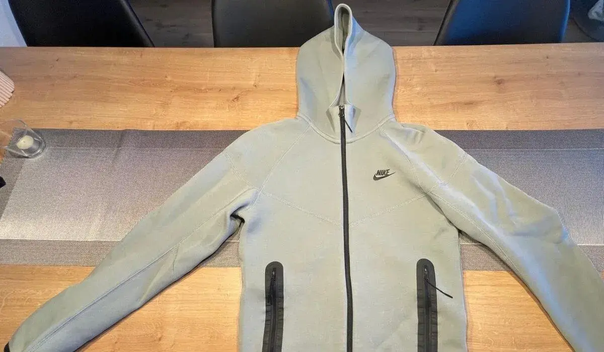 Mikina NIKE