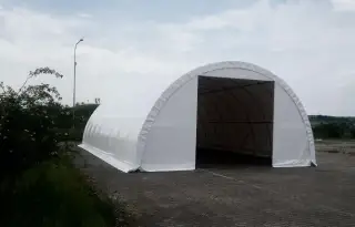 Plachtová hala 9,15 × 20 × 4,5 m – oblouková, PVC 900 g/m²