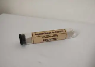 Originální láhvičku SS waffen z německé lékárny