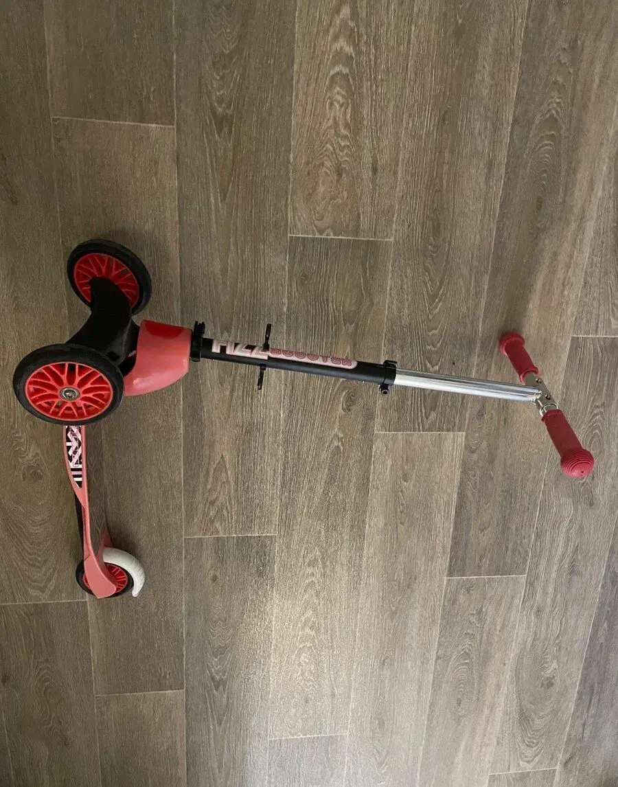 Koloběžka fizz scooter
