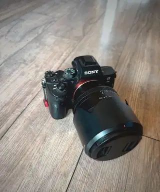 Sony A7 III (tělo)