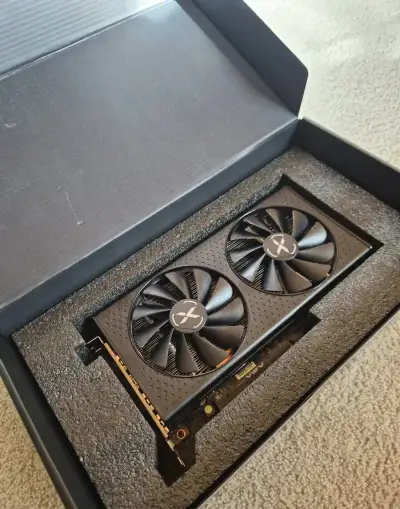 Grafickou kartu XFX SWFT 210 Radeon RX 6600 Core 8GB