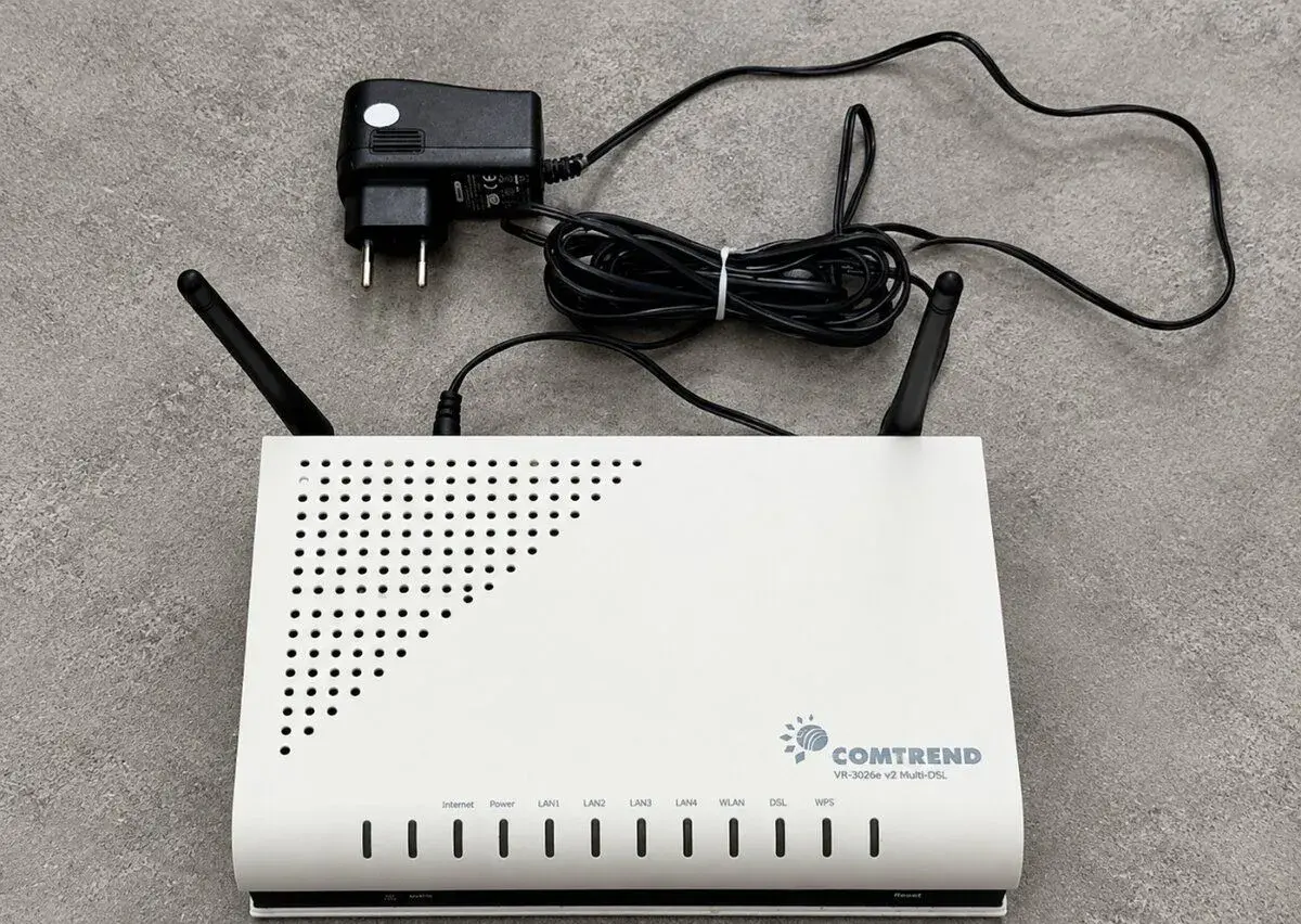 Comtrend VR-3026e v2 – ADSL/VDSL Wi-Fi modem + adaptér