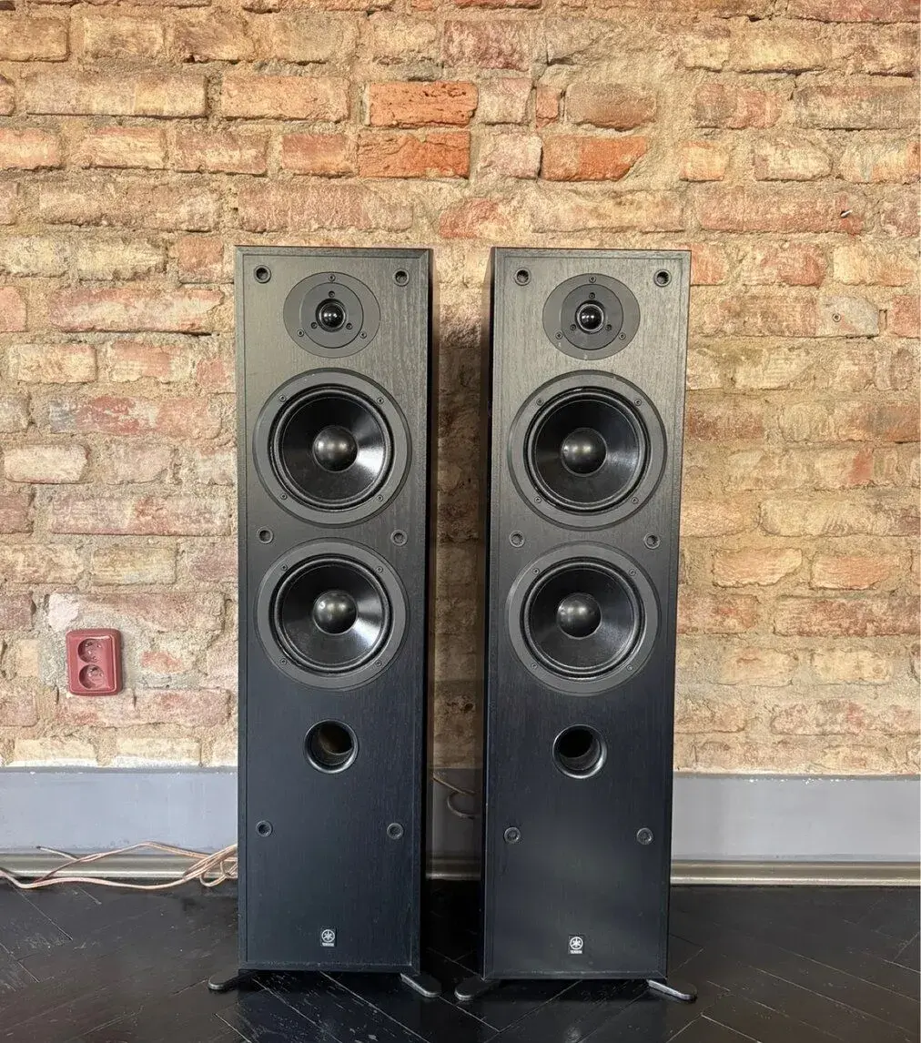 Podlahové reproduktory Yamaha NS-50F