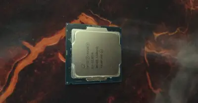 Intel Xeon E3-1230 v6 (4C/8T @ 3.90 GHz, LGA 1151, 72W)